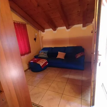 Grazioso Appartamento Di Montagna In Centro Valle